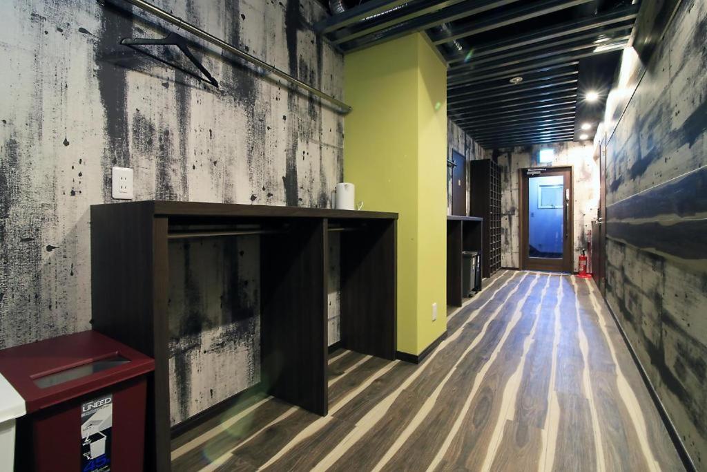 Bee-hive Sugamo - Male Only Auberge de jeunesse *